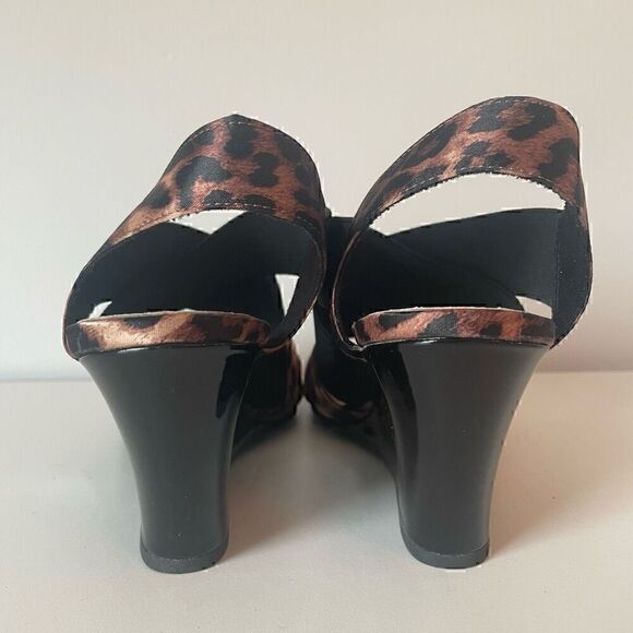 Predictions Wedge Sandal Leopard Print Stretchy Strap Black Size 7 Wide Fit NEW - Picture 5 of 9